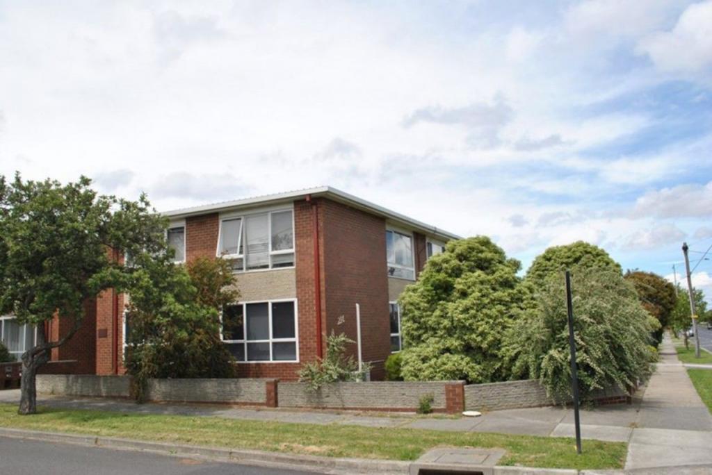 4/214 HUNTINGDALE RD, OAKLEIGH EAST, VIC 3166