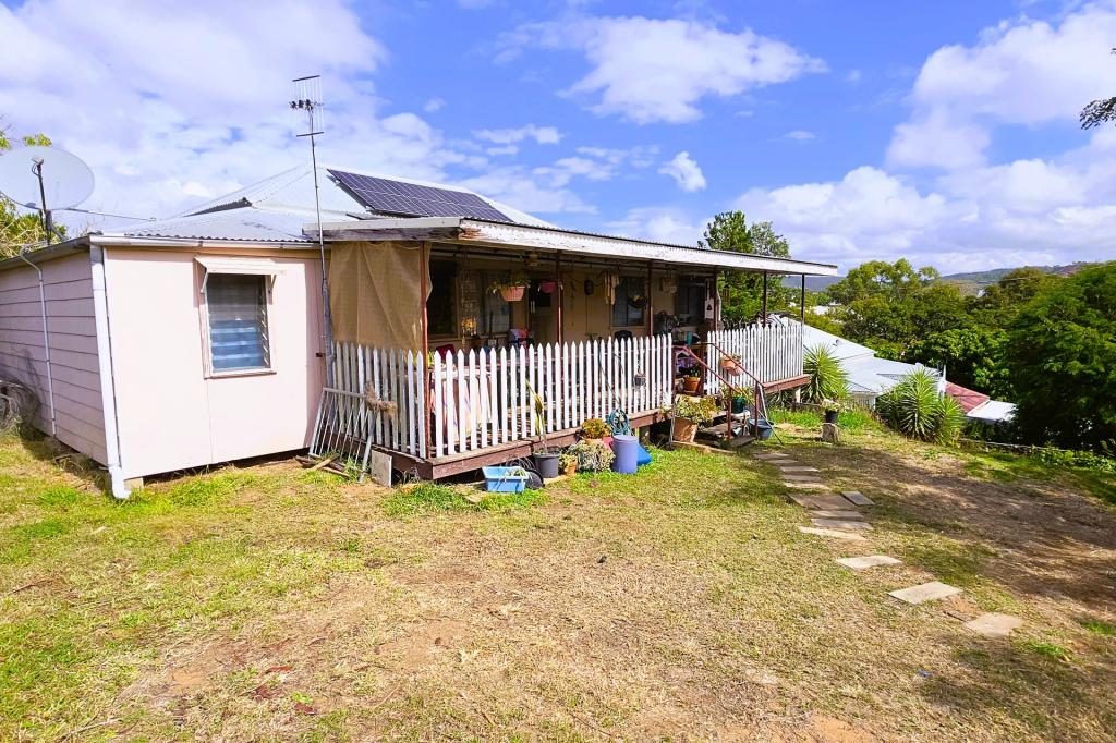 64 Dee St, Mount Morgan, QLD 4714