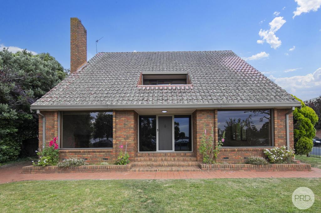 229 Wendouree Pde, Lake Wendouree, VIC 3350