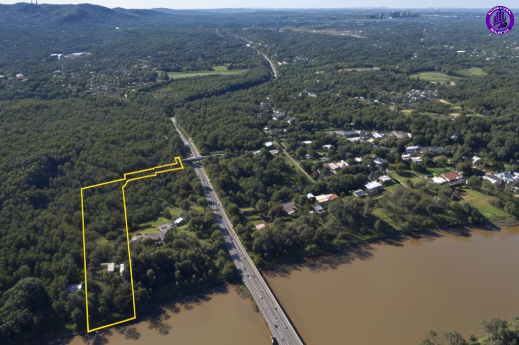 15 Vidgen Lane, Kenmore, QLD 4069