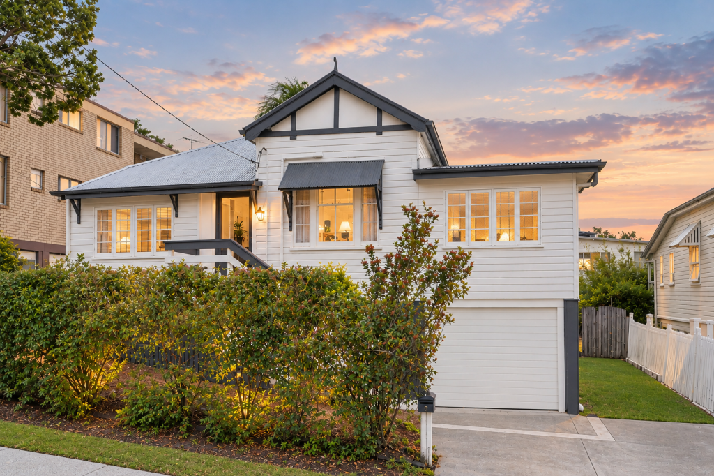 8 Pioneer St, Toowong, QLD 4066