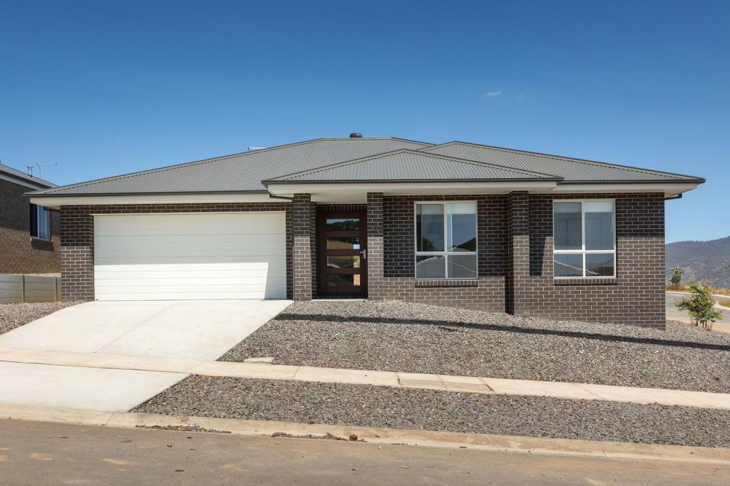 1 Fairfax Cl, Leneva, VIC 3691