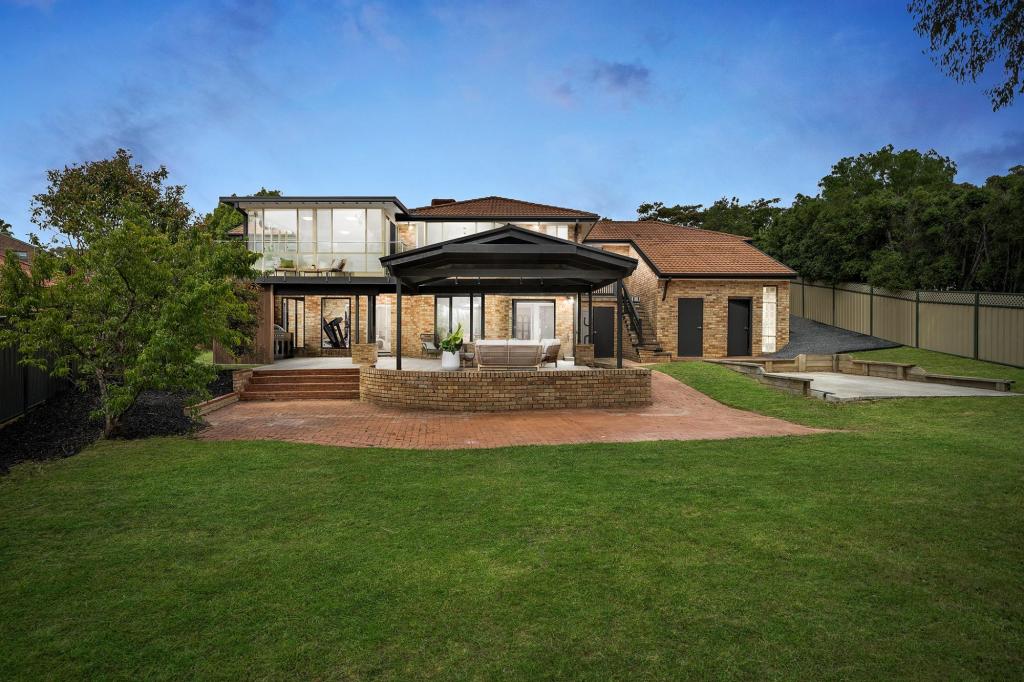 40 Halloran Dr, Jerrabomberra, NSW 2619