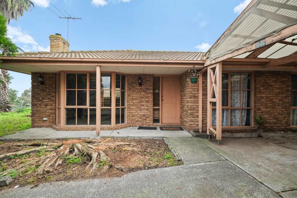 22 Phelan Dr, Cranbourne North, VIC 3977