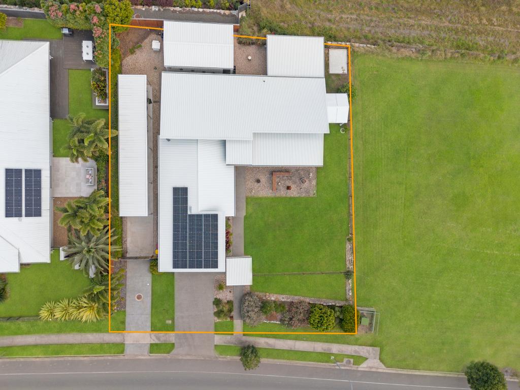 31 Spring Way, Nikenbah, QLD 4655