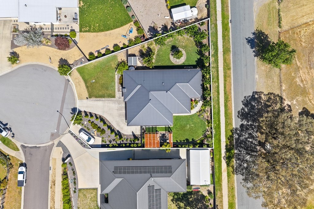 12 Blacket Pl, Yass, NSW 2582