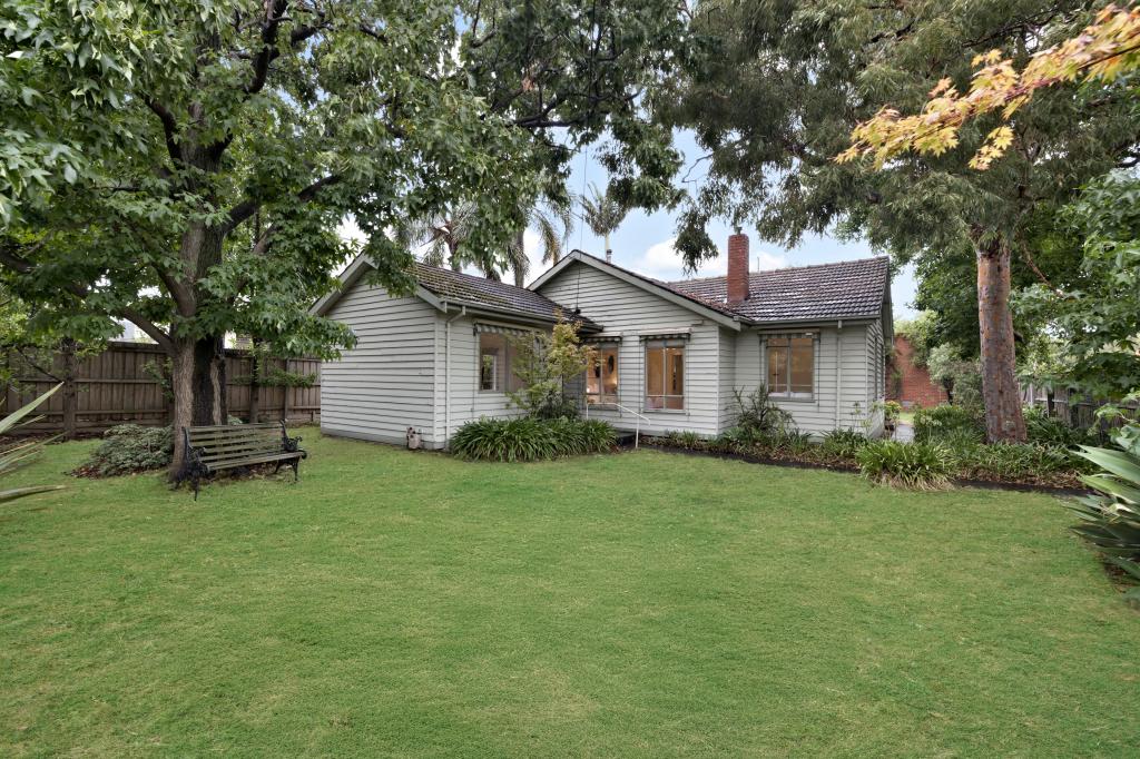 472 Bluff Rd, Hampton, VIC 3188