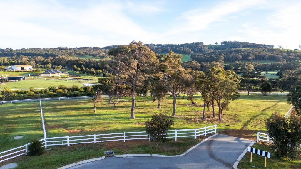 15 SNOWBALL CL, KALGAN, WA 6330