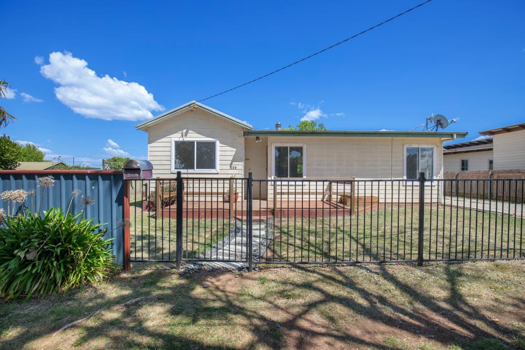 208 Sandon St, South Guyra, NSW 2365