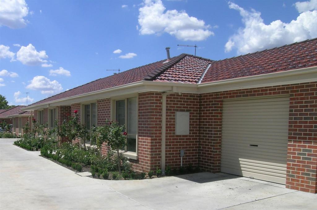 1/1114 Howitt St, Wendouree, VIC 3355