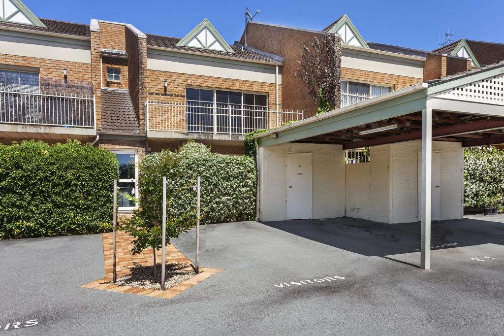 22/42 Jerrabomberra Ave, Narrabundah, ACT 2604