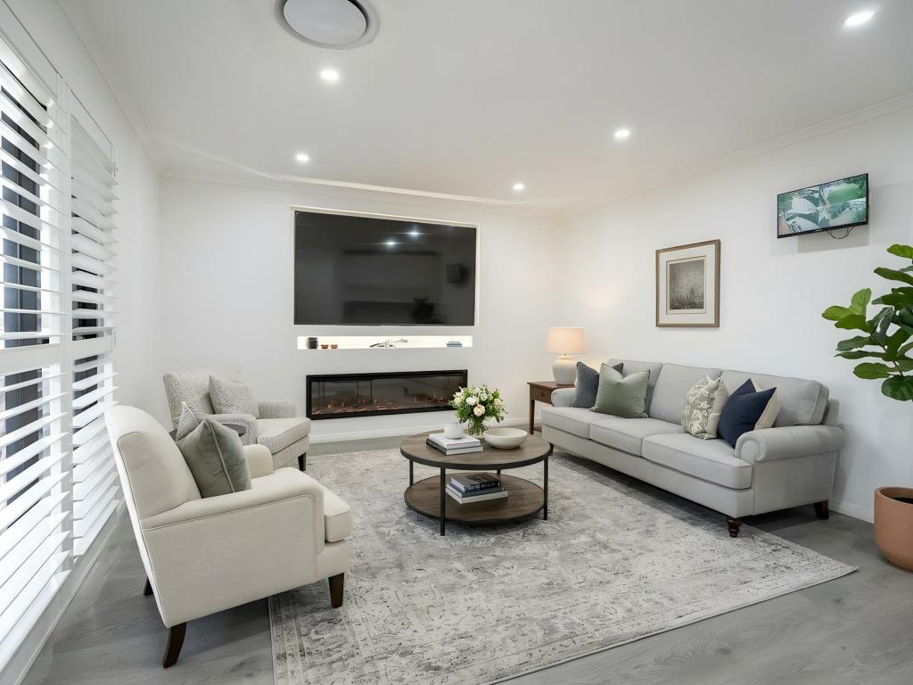 1 DEVERON PL, ST ANDREWS, NSW 2566