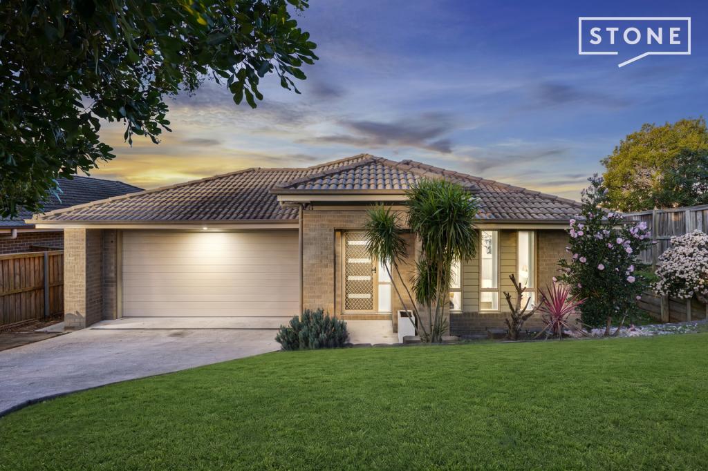 2 SONGLARK PL, ABERGLASSLYN, NSW 2320