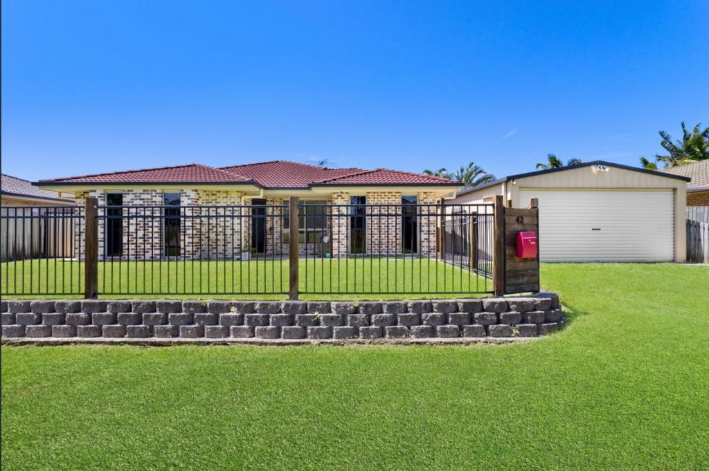 42 FERN ST, DECEPTION BAY, QLD 4508