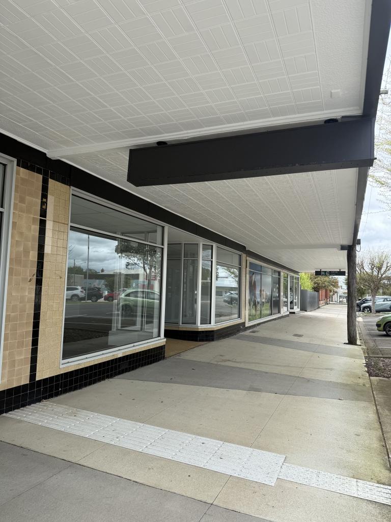 40 Curdie St, Cobden, VIC 3266