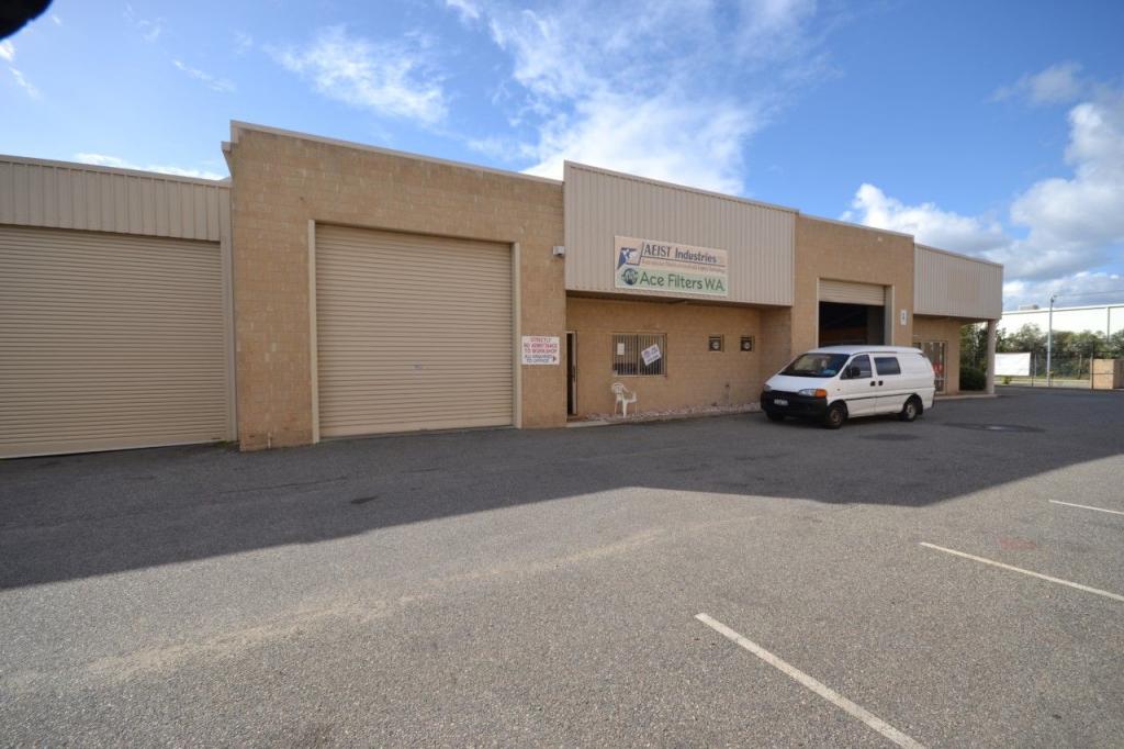2/11 Oxleigh Dr, Malaga, WA 6090