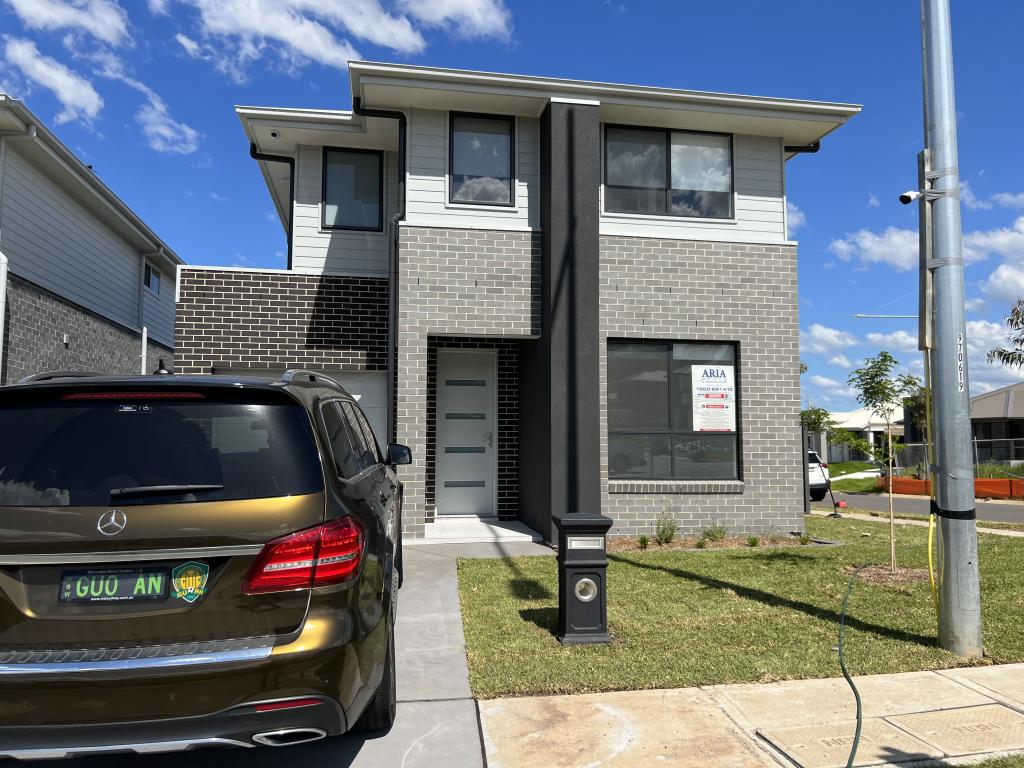 1 WOOLLY ST, COBBITTY, NSW 2570