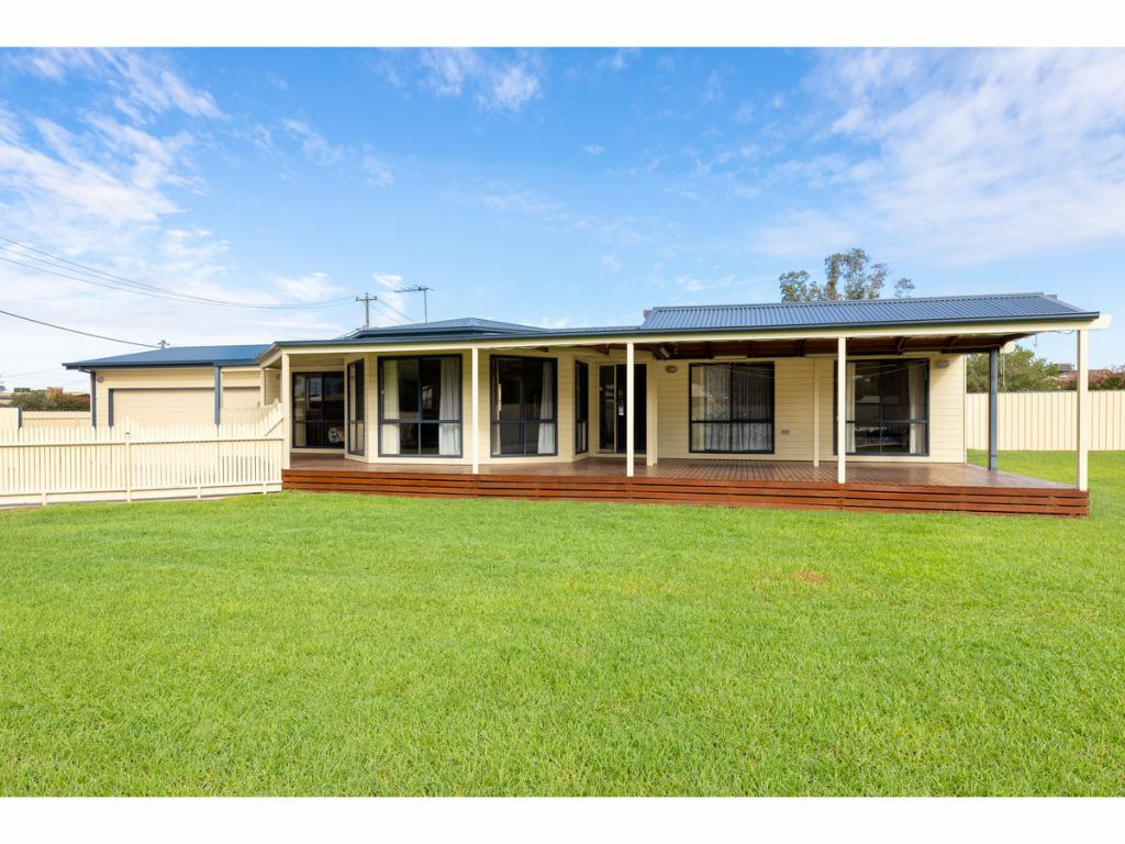 286 Clarence St, Lavington, NSW 2641