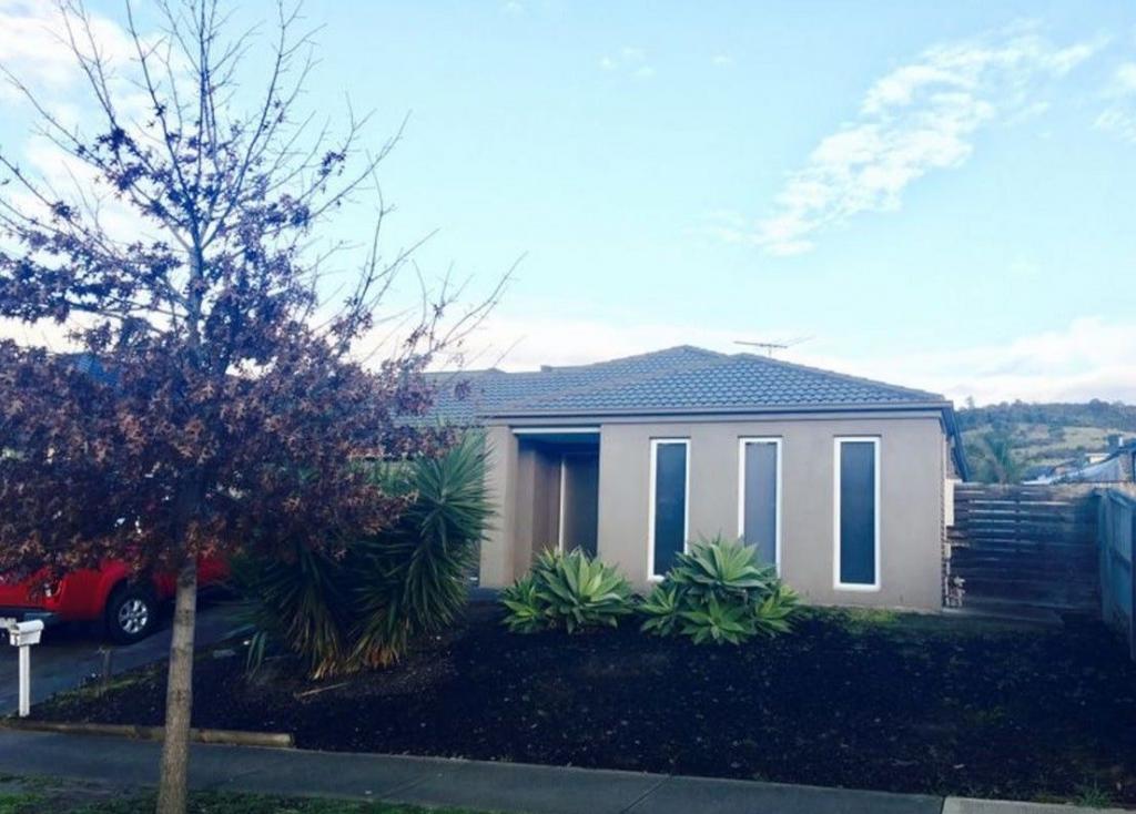 5 Quarry Hill Dr, South Morang, VIC 3752