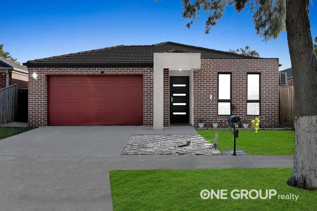 16 KUMARA CCT, SOUTH MORANG, VIC 3752