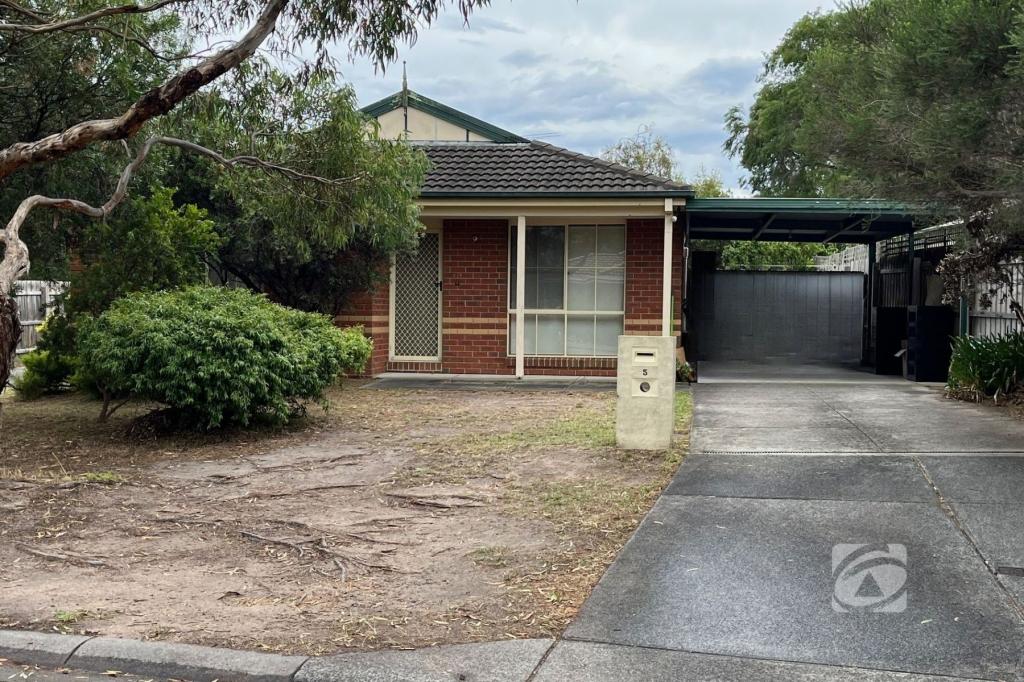 5a Barilla Ct, Cranbourne, VIC 3977