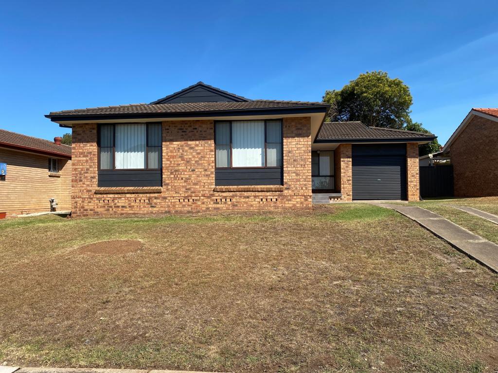 5 Malvern Cl, St Johns Park, NSW 2176