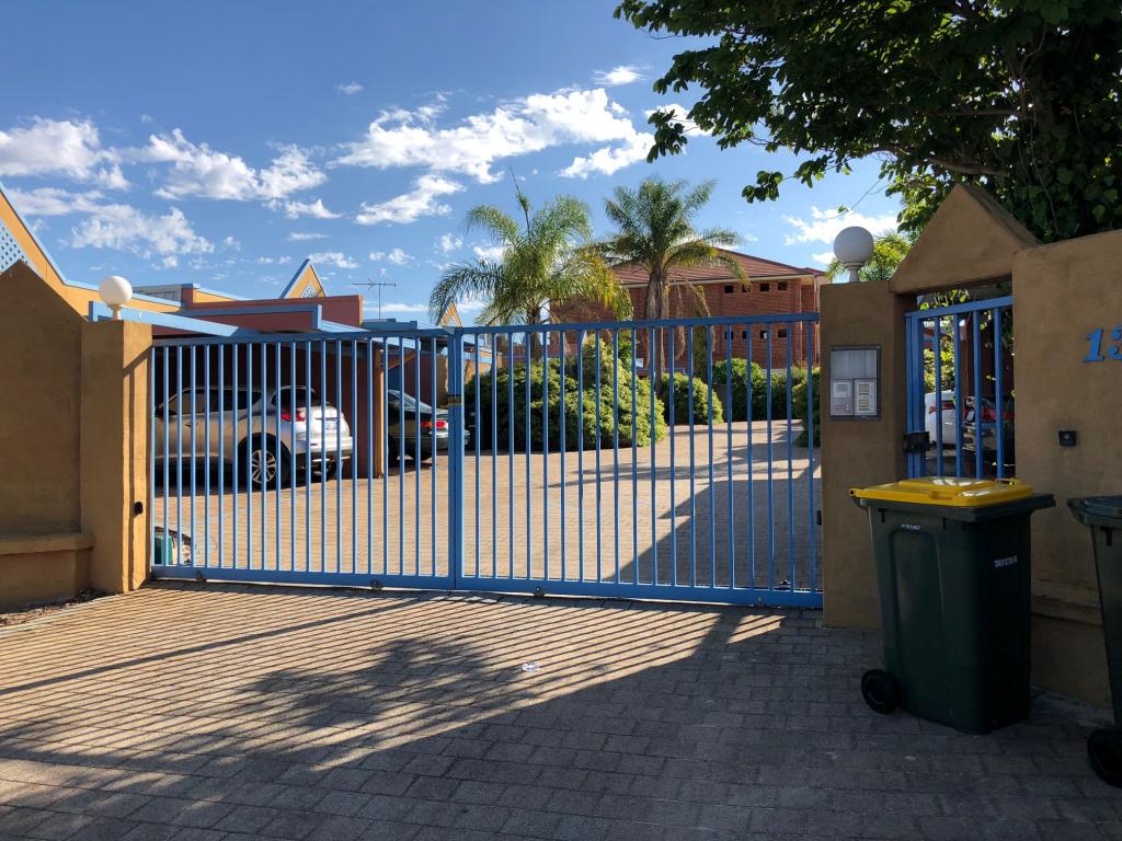 5/133 Shepperton Rd, Victoria Park, WA 6100