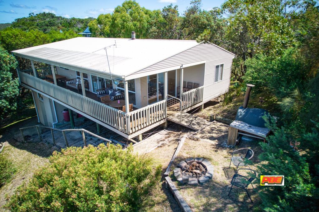 37 St Ives Cres, Venus Bay, VIC 3956