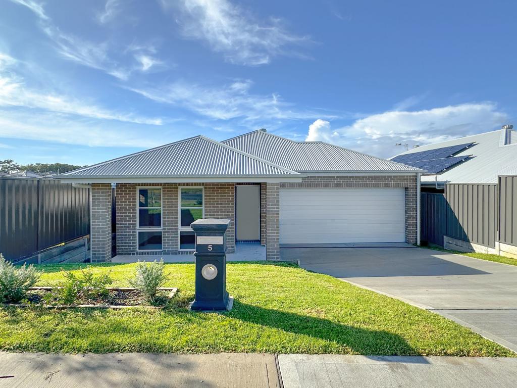 5 Caspian Cct, Woongarrah, NSW 2259