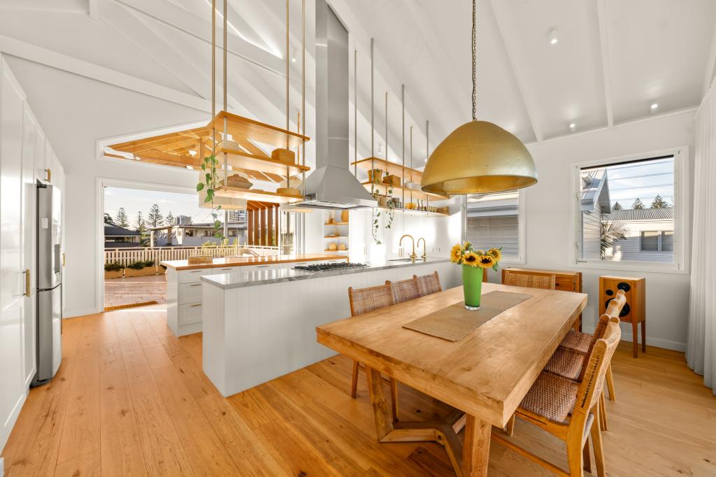 10 Elder Ent, Burleigh Heads, QLD 4220