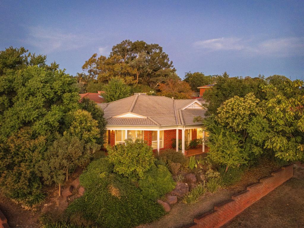 40 Southern View Dr, West Albury, NSW 2640