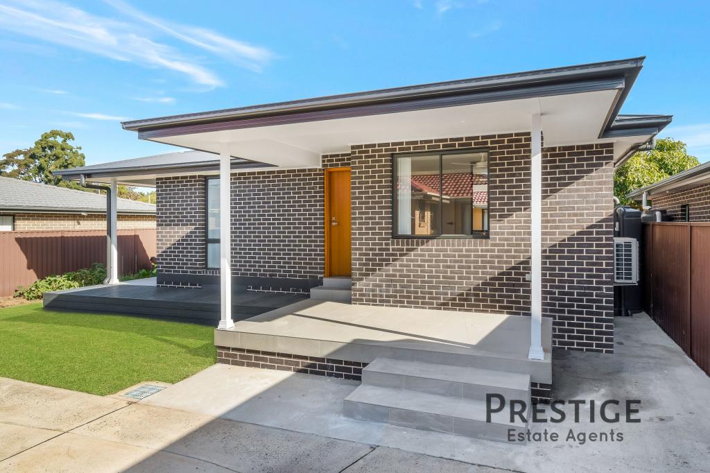 44a Caulfield Cres, St Johns Park, NSW 2176