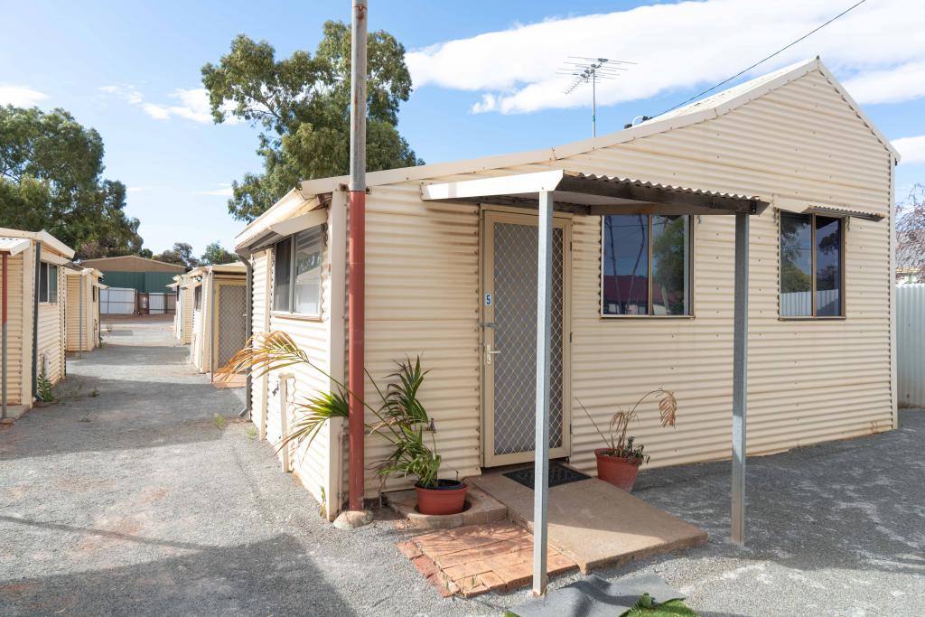 10 Hanbury St, Kalgoorlie, WA 6430