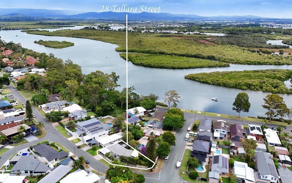 28 Tallara St, Coombabah, QLD 4216