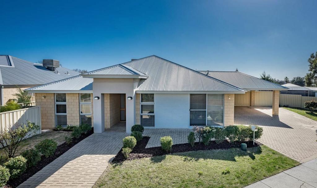 6 Duncombe Gr, Quinns Rocks, WA 6030