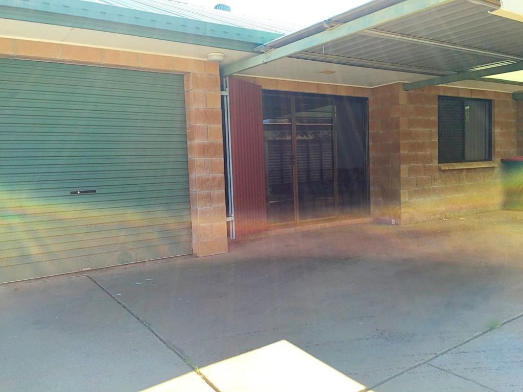 4/70 SIMPSON ST, MOUNT ISA, QLD 4825