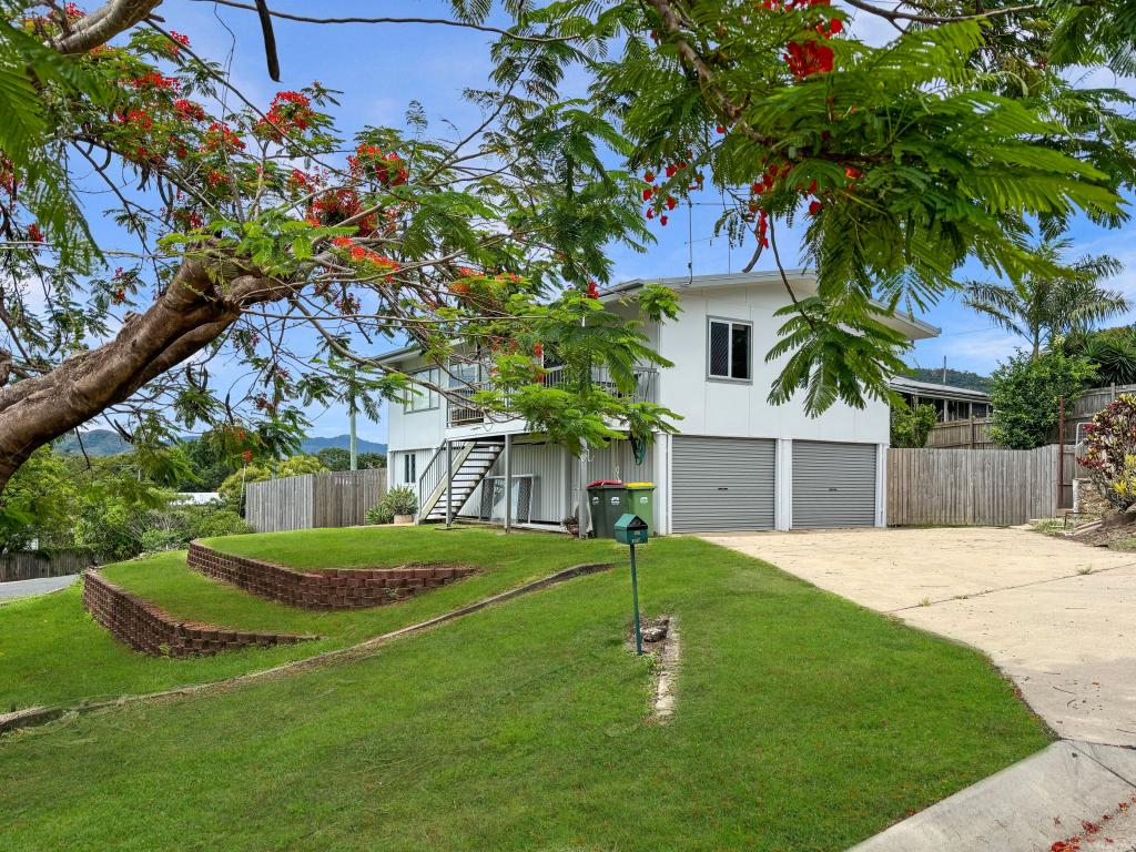 28 West St, Sarina, QLD 4737