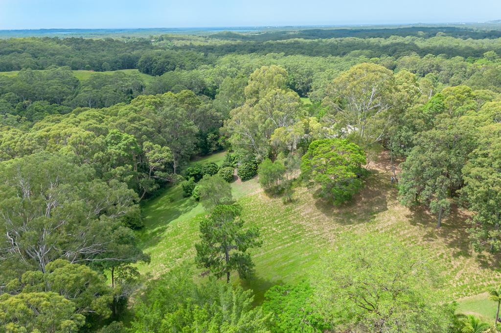 15 Smiths Rd, Tinbeerwah, QLD 4563