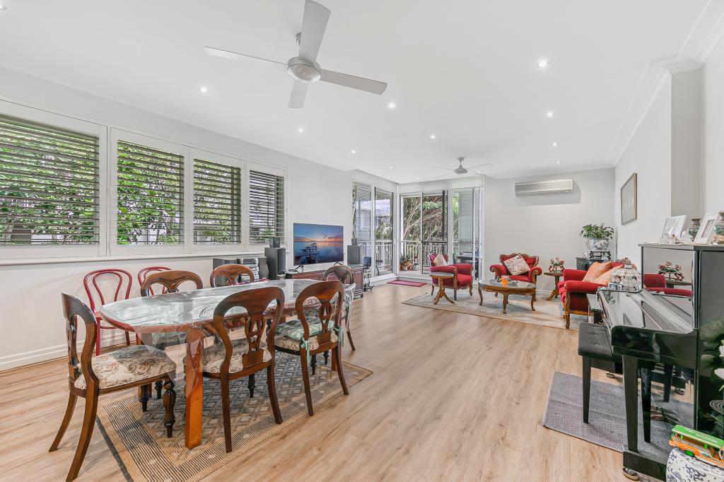 301/8 Peninsula Dr, Breakfast Point, NSW 2137