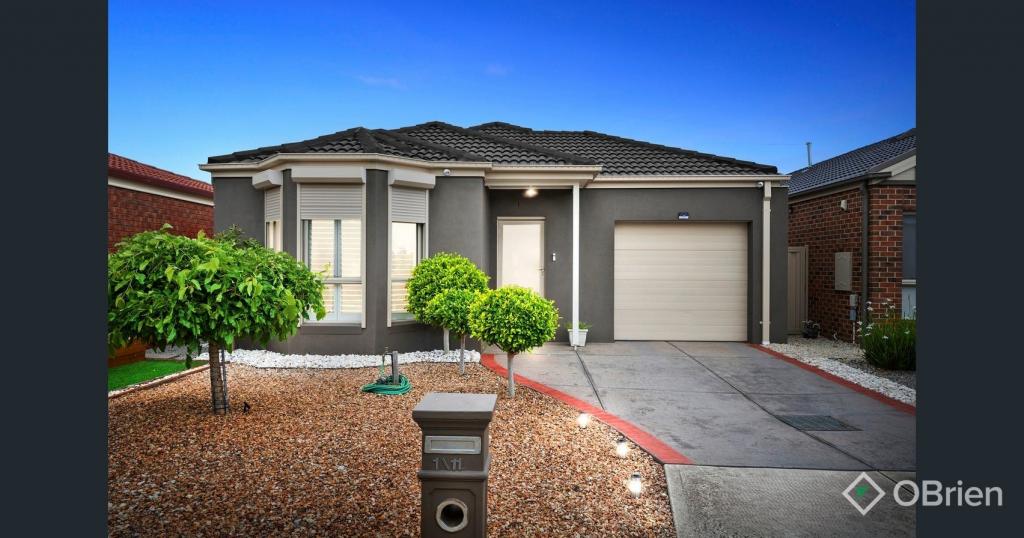 1/11 Ranfurlie Cct, Melton West, VIC 3337