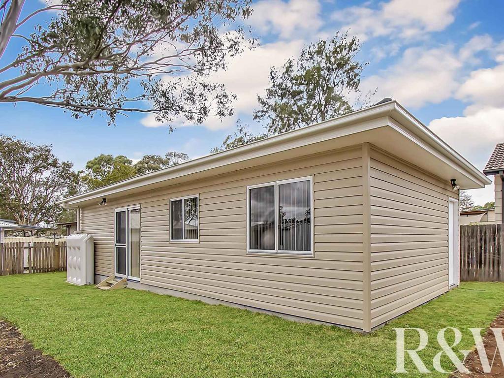 47a Marquesa Cres, Lethbridge Park, NSW 2770