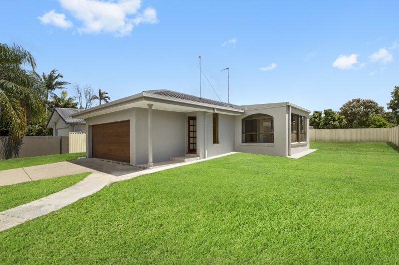 5 Panitz St, Bundall, QLD 4217