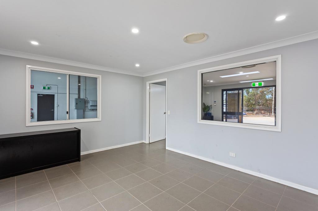 3/207-217 Mcdougall St, Wilsonton, QLD 4350