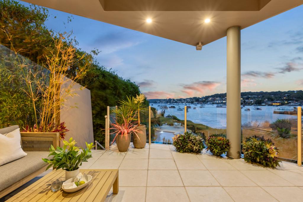 2 Christopher Pl, Burraneer, NSW 2230
