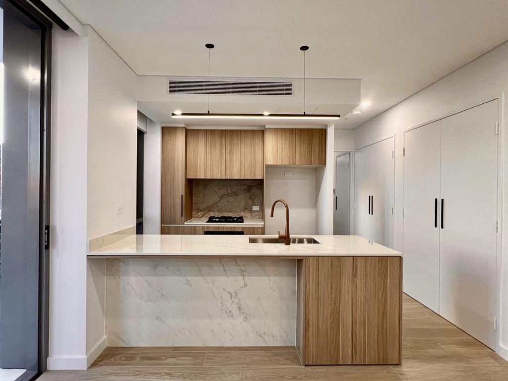 720/10 Sexton Ave, Castle Hill, NSW 2154