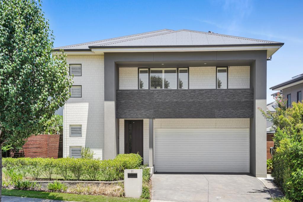 11 Cullen Cct, Gledswood Hills, NSW 2557