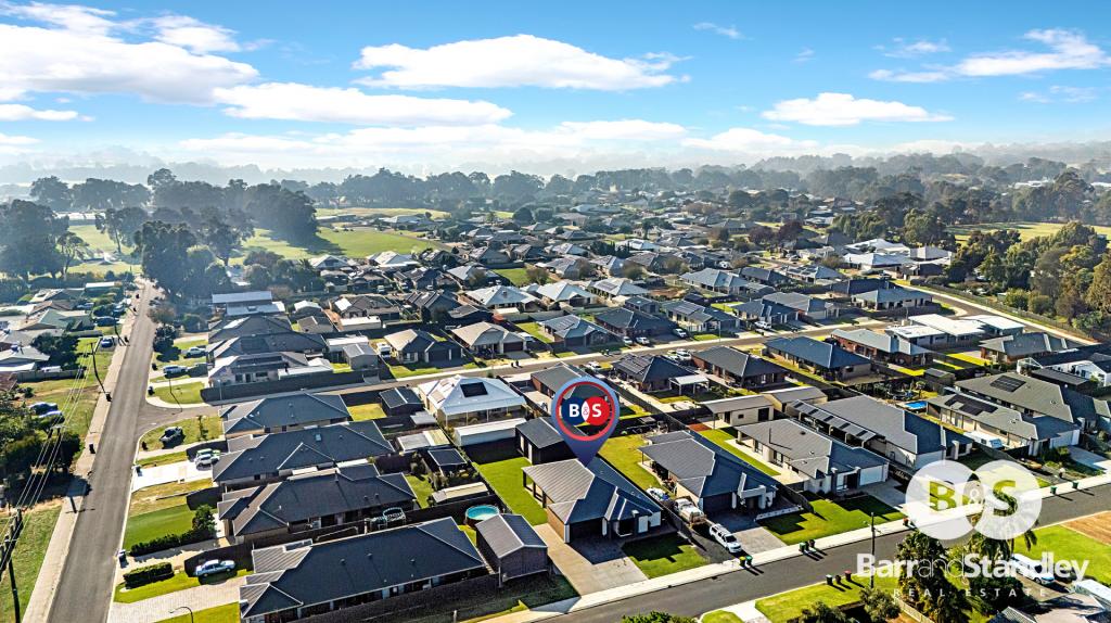 22 Clarke St, Burekup, WA 6227