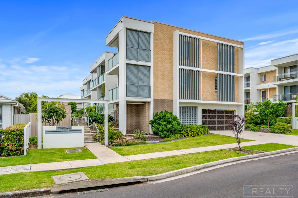 2/55A CAVES BEACH RD, CAVES BEACH, NSW 2281