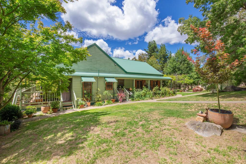 1867 BOOROLONG RD, ARMIDALE, NSW 2350