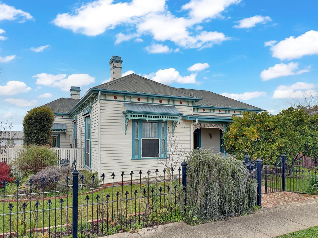 6 Newton St, Maryborough, VIC 3465